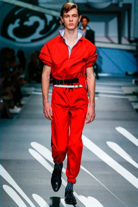 prada ss 2018 men t shirt|SS 2018 Menswear .